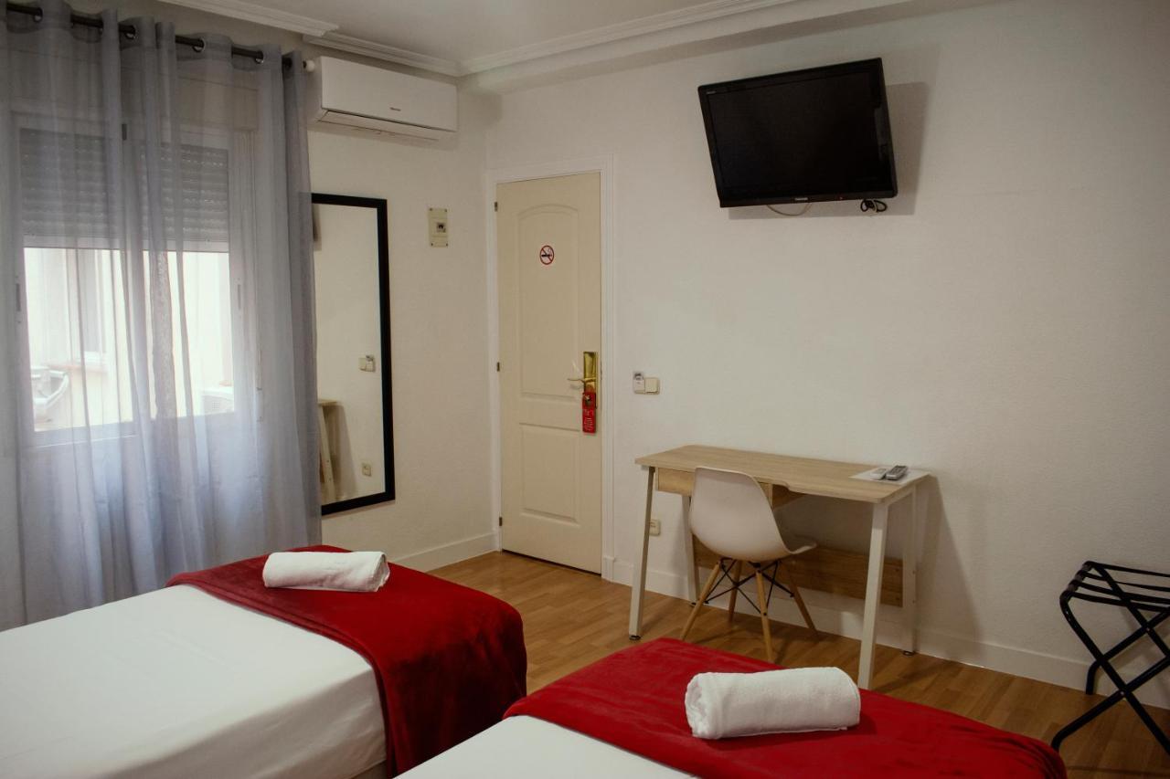 Hostal Artico Μαδρίτη Εξωτερικό φωτογραφία