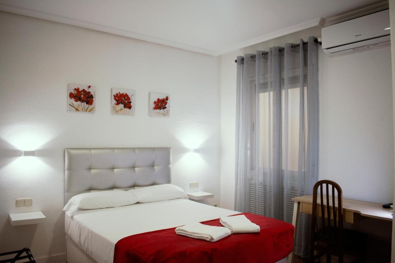 Hostal Artico Μαδρίτη Εξωτερικό φωτογραφία