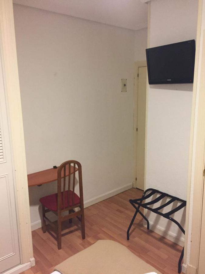 Hostal Artico Μαδρίτη Εξωτερικό φωτογραφία